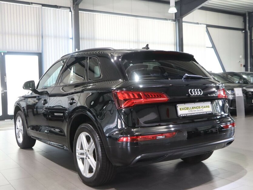 Audi Q5 40 TDI QUATTRO S-LINE SPORT BLACK / PANORAMA 192.000 km 24.111 € Hamm 59077