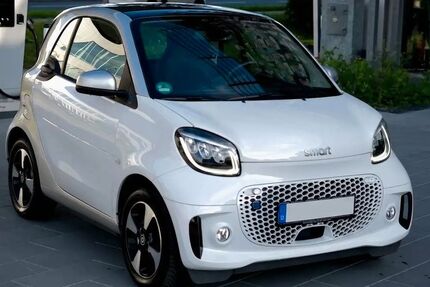 Smart ForTwo 11.000 km 13.600 &euro; Stuttgart 70435