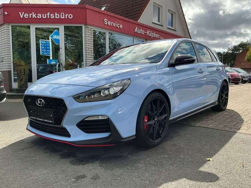 i30
