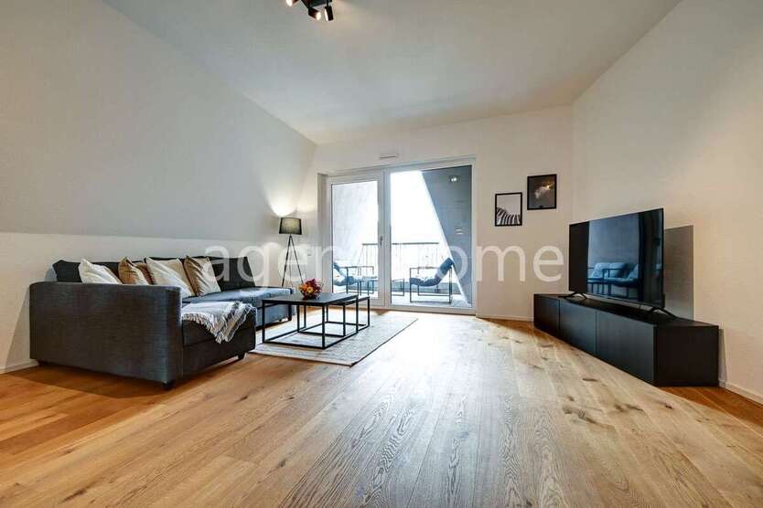 Wohnung zum Mieten in Metzingen 2.000 € 83 m² 2 zimmer