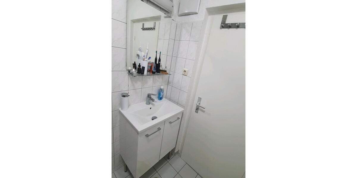 Etagenwohnung Halle (Saale) Damaschkestraße - 1 Zimmer, 15 m&sup2;, 400&euro; | Angebot:26657875