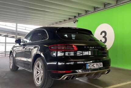 Porsche Macan 180.000 km 22.750 &euro; München 80687