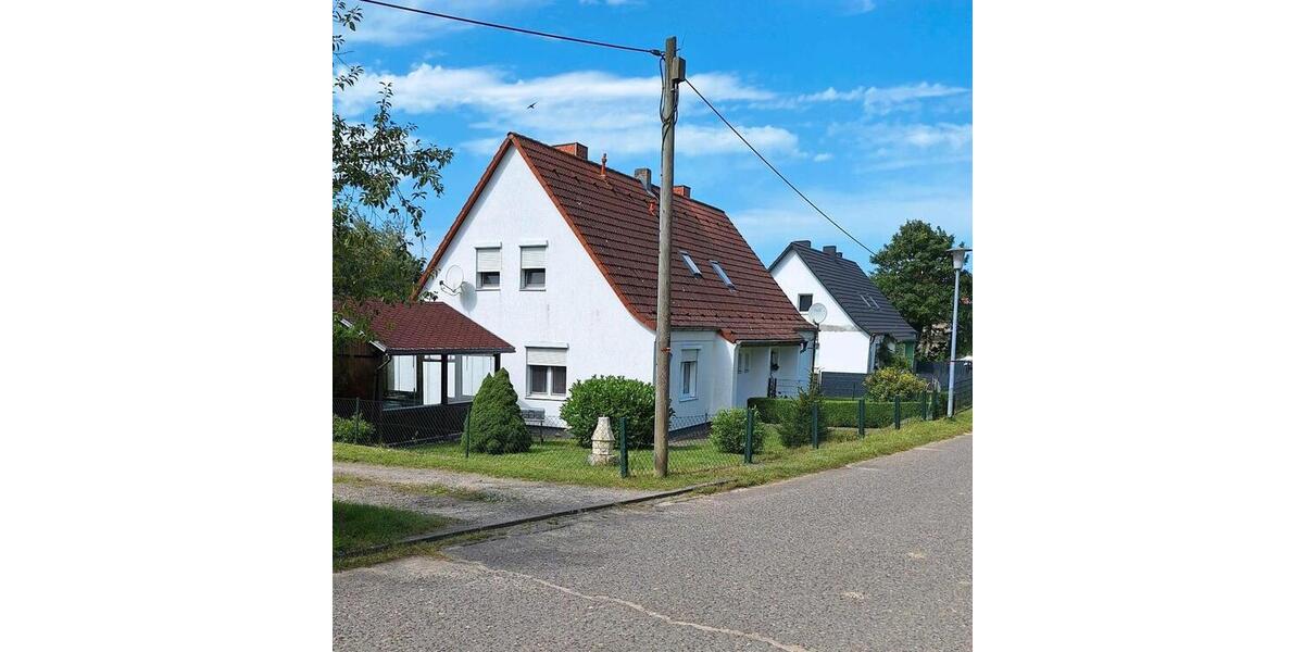 Doppelhaushälfte mit Waldfläche und Garten 4 zimmer