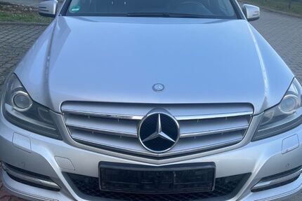 Mercedes-Benz C 250 326.000 km 4.800 &euro; Dietzenbach 63128