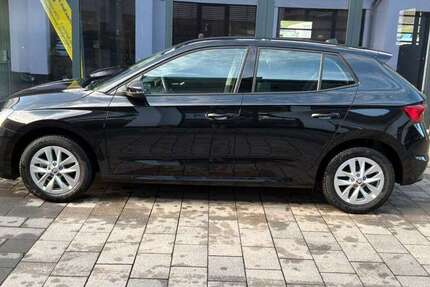 Skoda Fabia 10.678 km 18.950 &euro; Schmallenberg 57392
