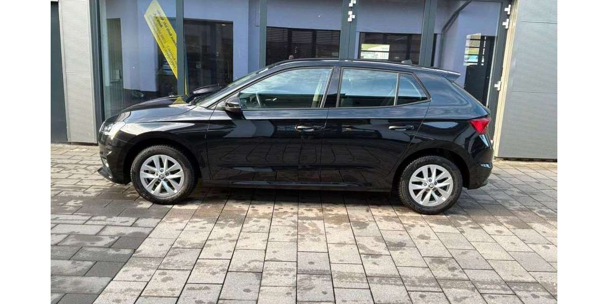 Skoda Fabia 10.678 km 18.950 &euro; Schmallenberg 57392