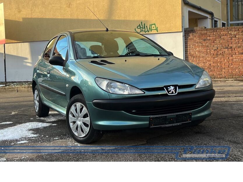 Peugeot 206 104.725 km 1.900 € Berlin - Pankow 13187