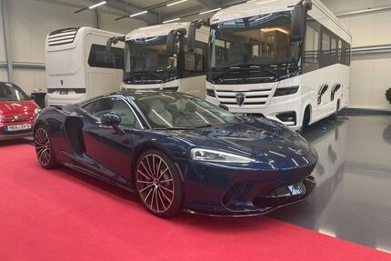 McLaren GT