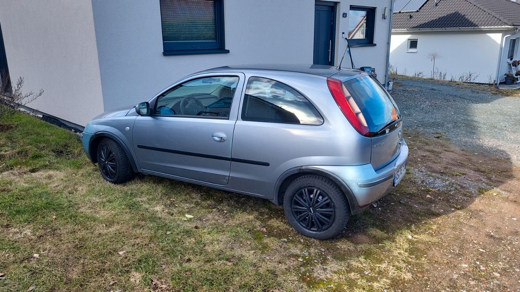 Opel Corsa 145.000 km 850 &euro; Korbach 34497