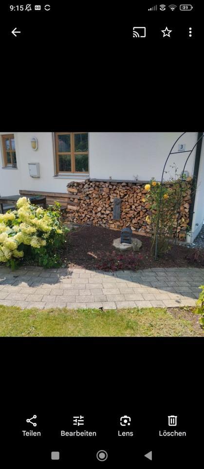 gemütliches Wohnhaus in wunderbarer Lage mit schönem Garten