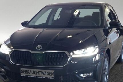 Skoda Fabia 16.200 km 22.960 &euro; München 80935