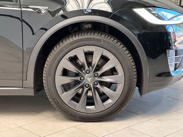 Tesla Model X 100D Dual Navi*Leder*LED*6-Sitzer 126.354 km 34.599 &euro; Gebesee 99189