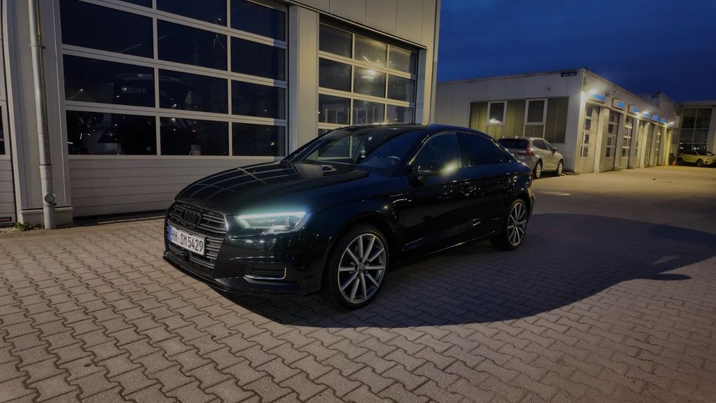 Audi A3 193.737 km 15.800 &euro; Hamburg 22117