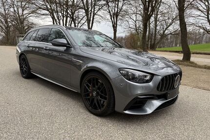 Mercedes E 63 AMG