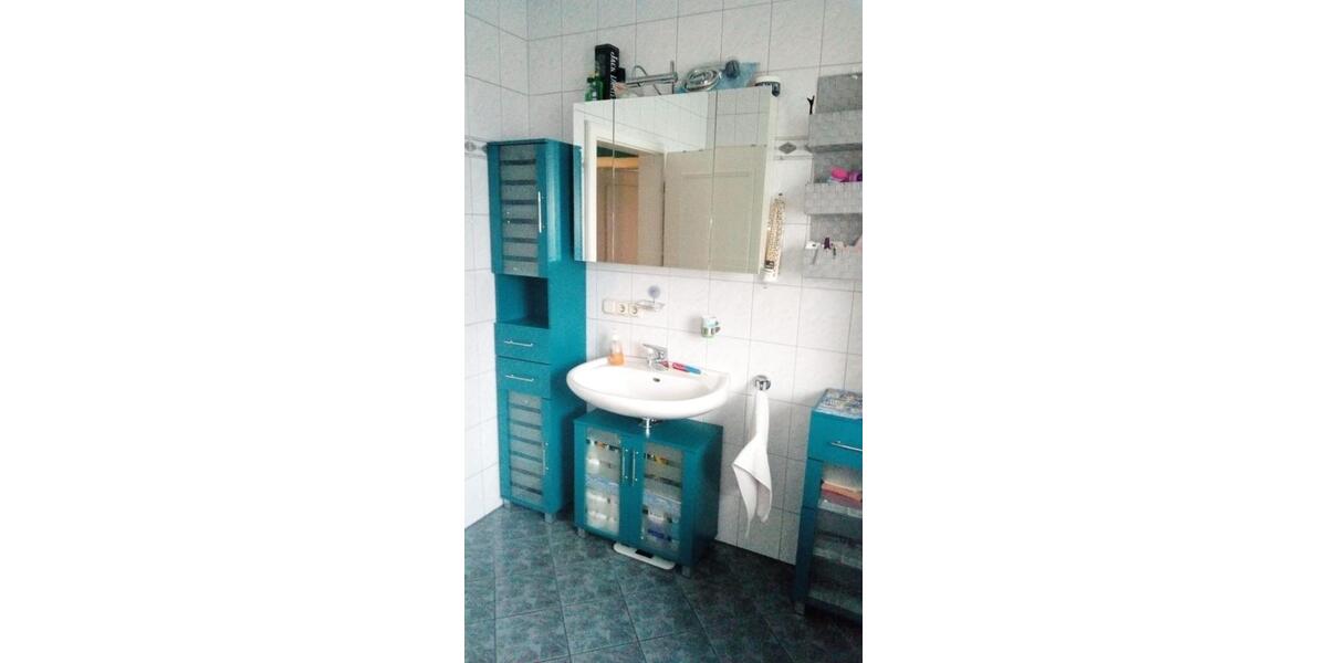 Dachgeschoßwohnung Wallersdorf - 4 Zimmer, 100 m&sup2;, 800&euro; | Angebot:25396603