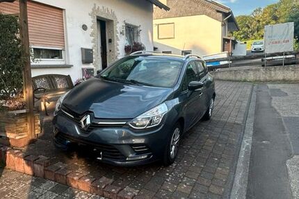 Renault Clio 105.000 km 4.500 &euro; Ockenfels 53545