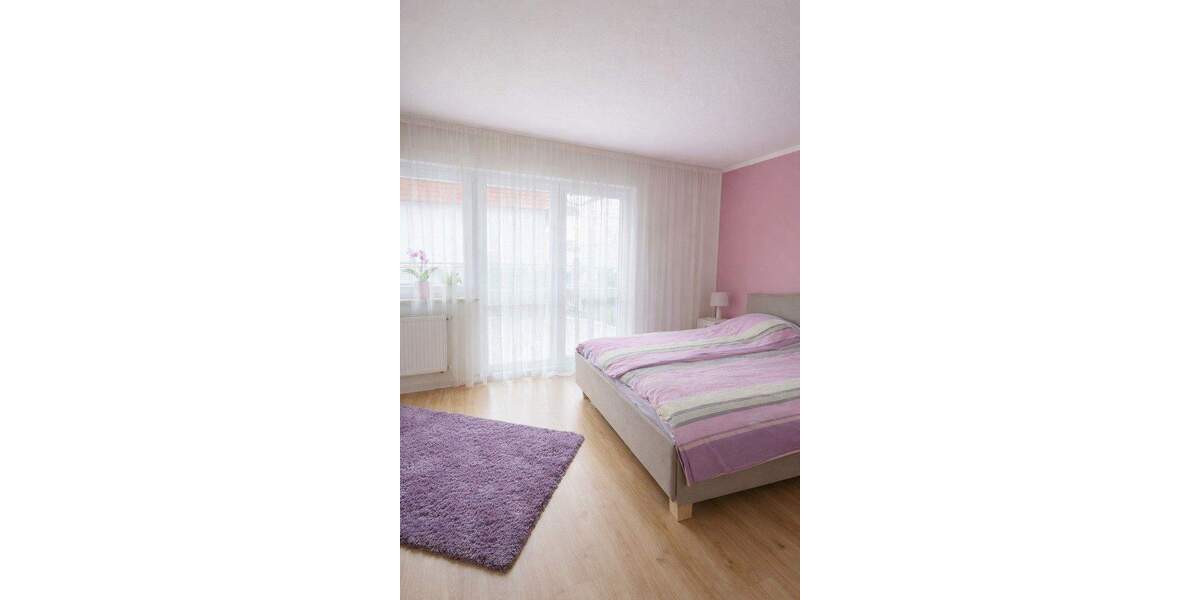 Doppelhaushälfte Augsburg Lechhausen - 7 Zimmer, 182 m&sup2;, 930.000&euro; | Angebot:25804002