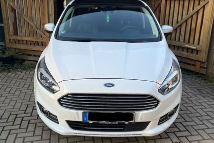 Ford S-Max 144.200 km 14.200 &euro; Stadtallendorf 35260