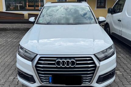 Audi Q7 212.000 km 29.990 &euro; Eschenlohe 82438