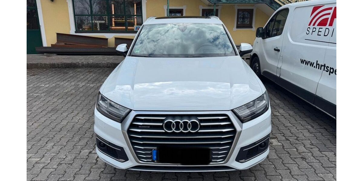 Audi Q7 212.000 km 29.990 &euro; Eschenlohe 82438