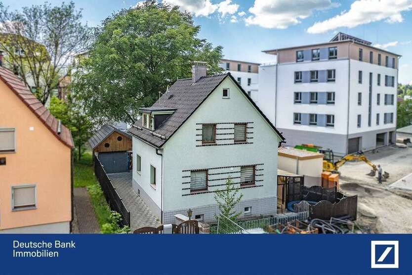 Haus zum Kaufen in Suhl 245.000 € 134.91 m²