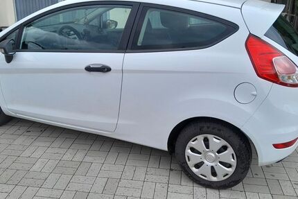 Ford Fiesta 116.077 km 4.200 &euro; Aschersleben 06449