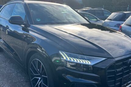 Audi Q8 114.572 km 53.900 &euro; Gelsenkirchen 45886