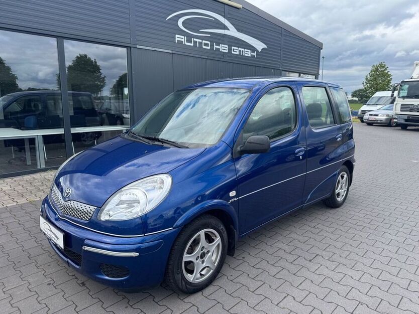 Yaris