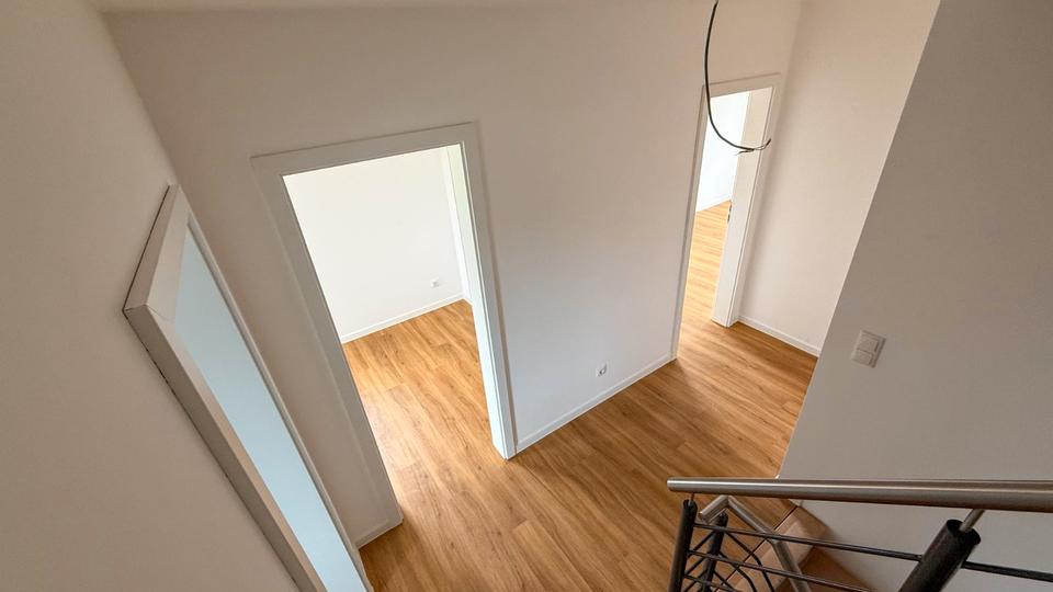 Reihenhaus Braunschweig Heidberg-Melverode - 6 Zimmer, 165 m&sup2;, 2.250&euro; | Angebot:26470338
