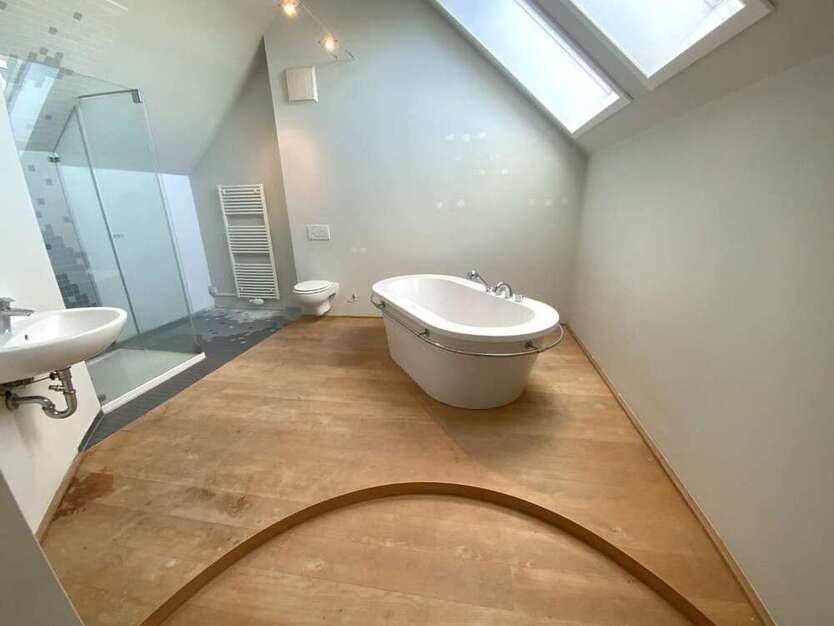 Wohnung zum Mieten in Zörbig 1.132 € 205.87 m²