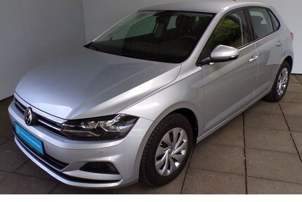 VW Polo 29.995 km 14.670 &euro; Lennestadt 57368
