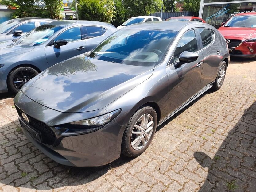Mazda 3 74.597 km 16.777 € Hollenstedt 21279
