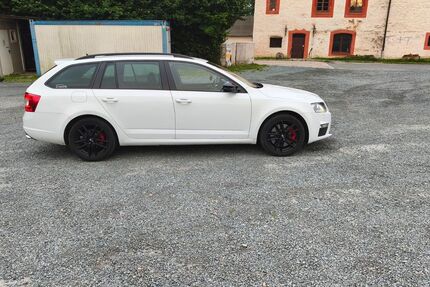 Skoda Octavia 198.000 km 7.650 &euro; Netzschkau 08491