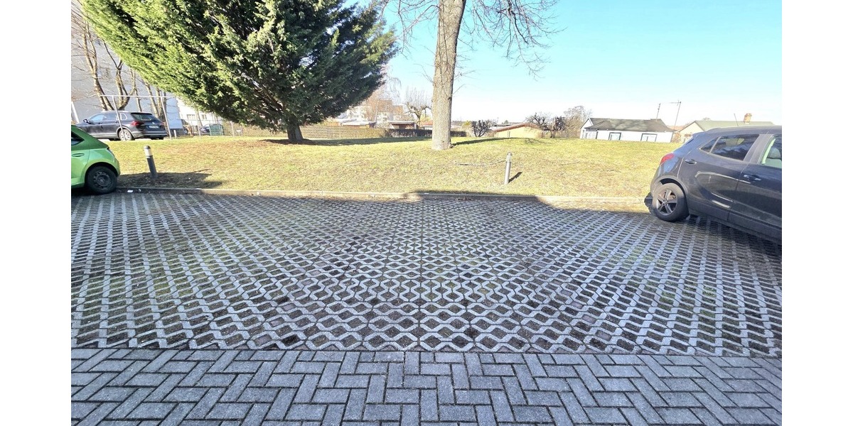 Vermietete 2-Zimmer-Wohnung mit Balkon und PKW-Stellplatz! Für Kapitalanleger! - Erdgeschoßwohnung Chemnitz Gablenz | Angebot:25900305