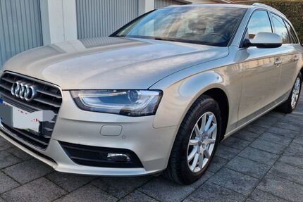 Audi A4 200.000 km 11.500 &euro; Eschweiler 52249
