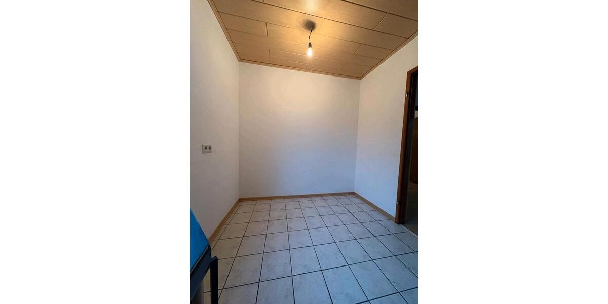 Einfamilienhaus Wendeburg - 6 Zimmer, 140 m&sup2;, 1.150&euro; | Angebot:26346035