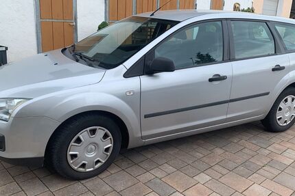 Ford Focus 115.000 km 2.500 &euro; Hausen 91353