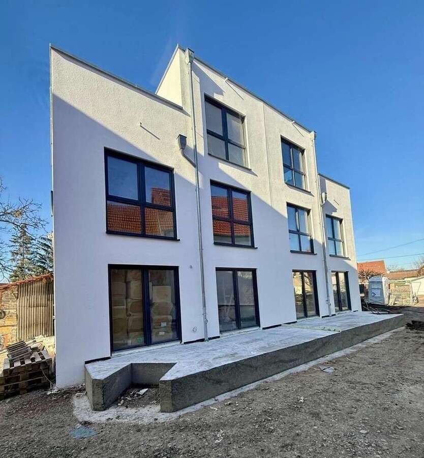 Haus zum Mieten in Nesse-Apfelstädt 1.850 € 160 m²