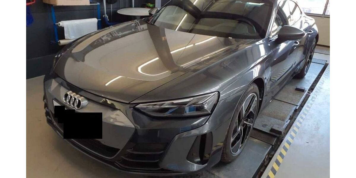 Audi e-tron GT 58.899 km 46.950 &euro; Steinbach-Hallenberg OT Herges-Hallenberg 98587