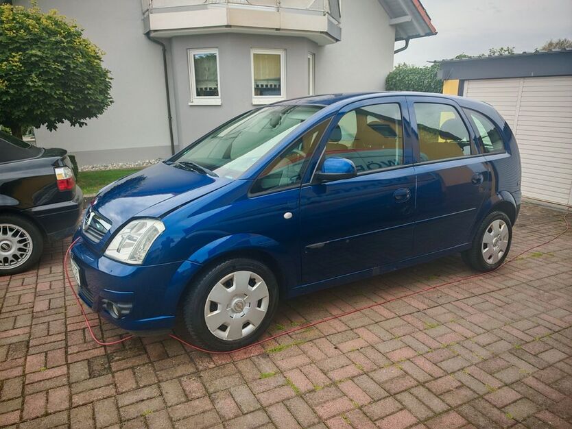 Opel Meriva 129.000 km 1.800 € Reichmannshausen 97453