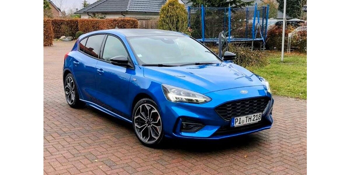 Ford Focus 101.000 km 14.400 &euro; Heist 25492