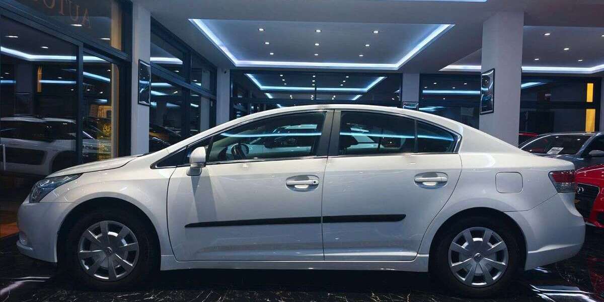 Toyota Avensis 161.214 km 7.999 € Denkingen 78588