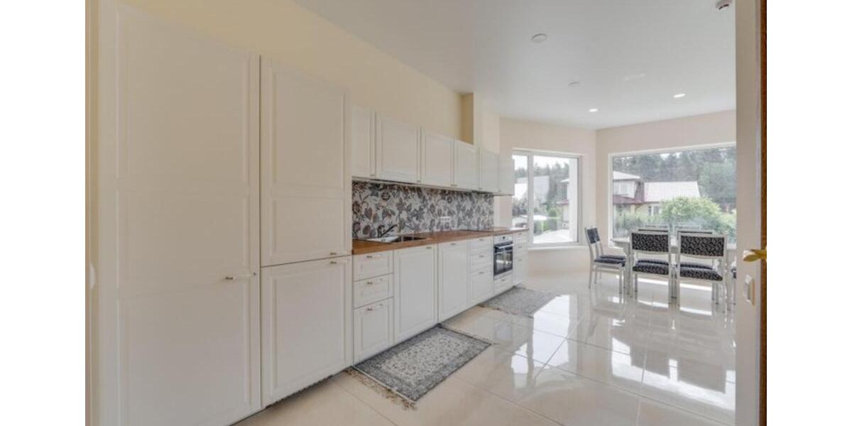 Einfamilienhaus Burgwedel - 4 Zimmer, 282 m&sup2;, 1.950&euro; | Angebot:25083624