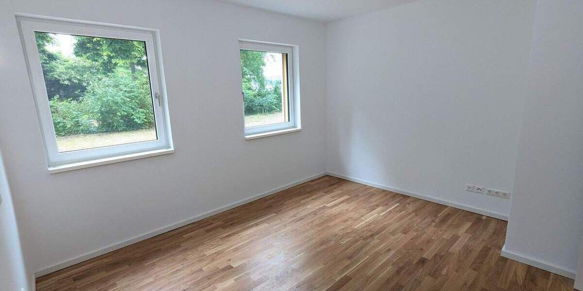 Etagenwohnung Leipzig Neustadt-Neuschönefeld - 2 Zimmer, 78 m&sup2;, 1.175&euro; | Angebot:25471660