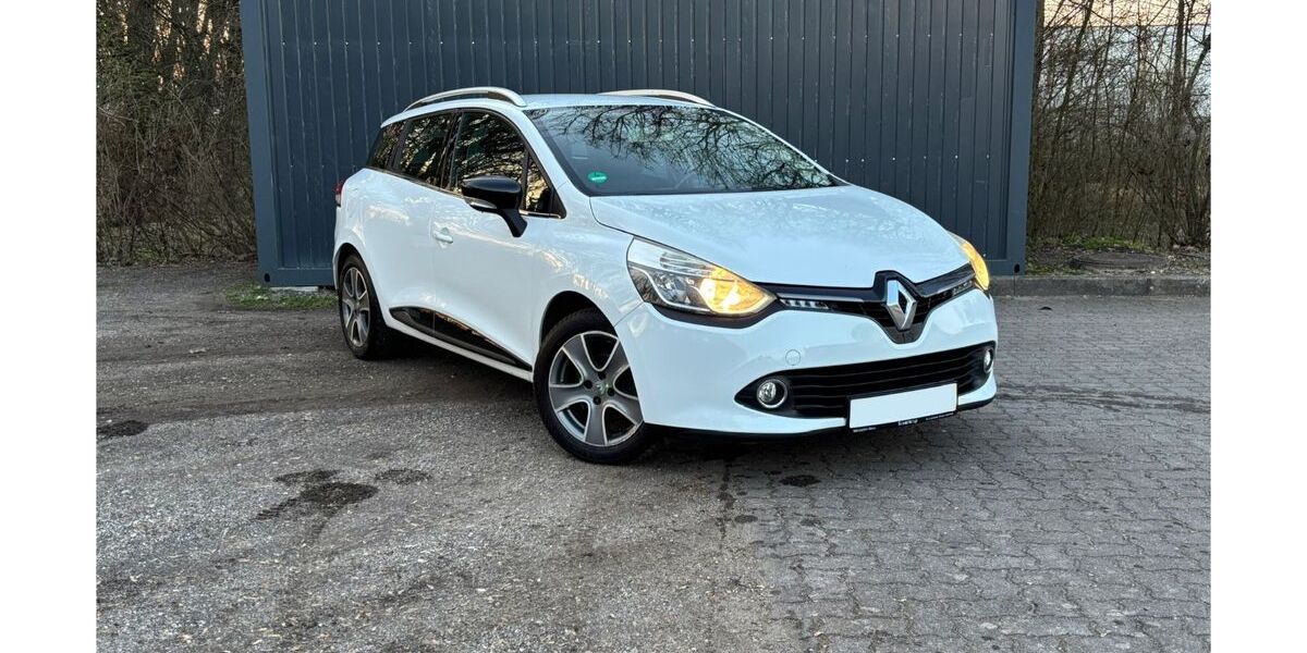 Renault Clio 141.640 km 5.390 &euro; Bad Oldesloe 23843