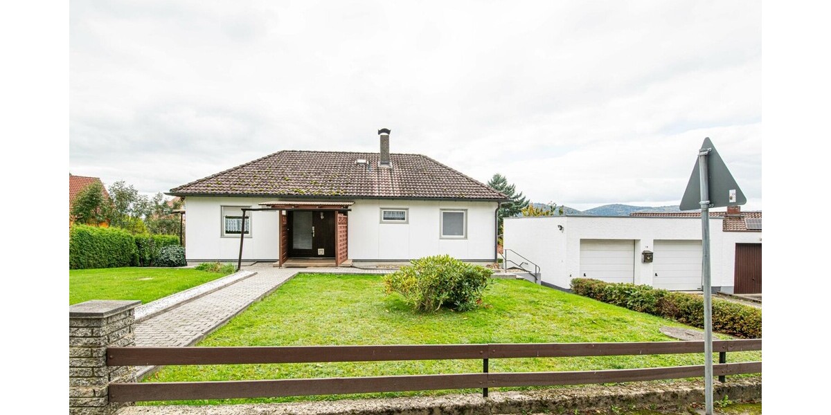 Familienfreundliches Einfamilienhaus mit offenem Wintergarten und herrlicher Gartenanlage 6 zimmer