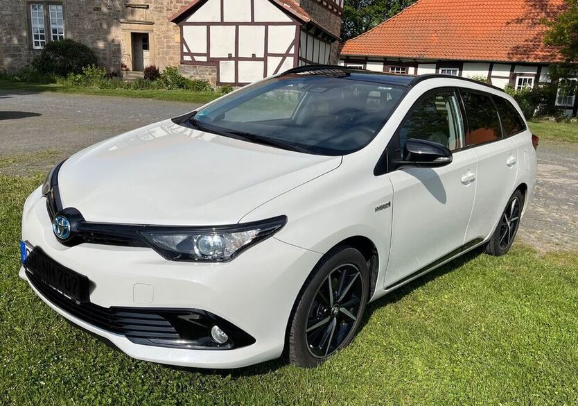 Auris Touring Sports