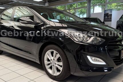 Hyundai i30 120.000 km 7.990 &euro; Bremen 28207