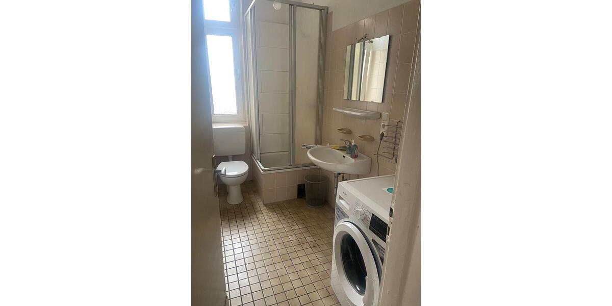 Dachgeschoßwohnung Duisburg Rheinhausen - 2 Zimmer, 55 m&sup2;, 700&euro; | Angebot:25523331