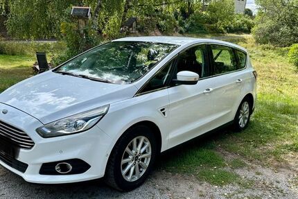 Ford S-Max 193.200 km 9.300 &euro; Oberhaching 82041